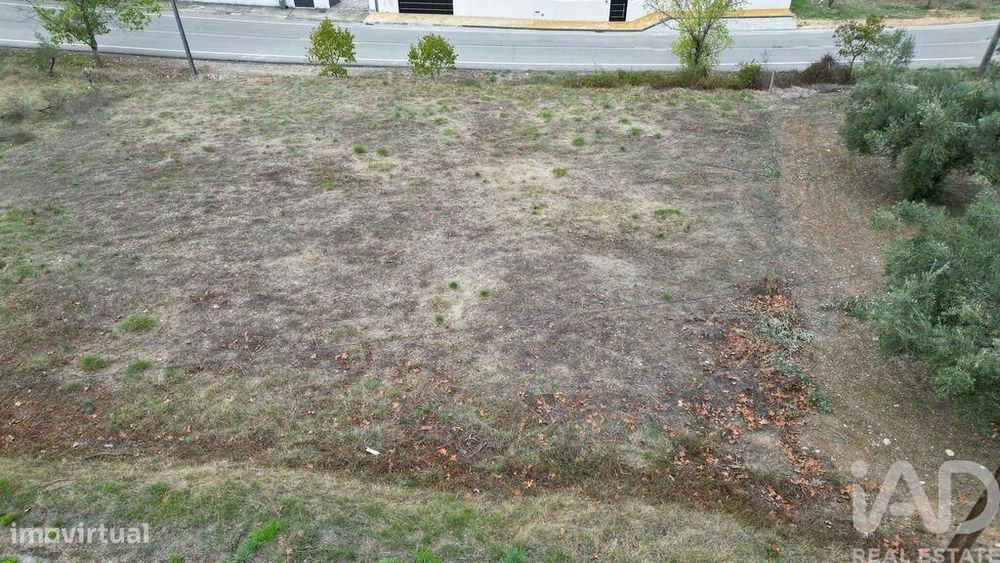Terreno para construção em Souselas e Botão