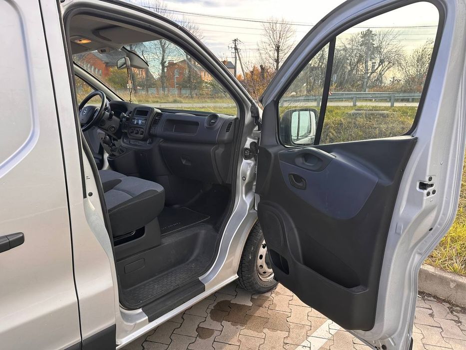 Opel vivaro 2017