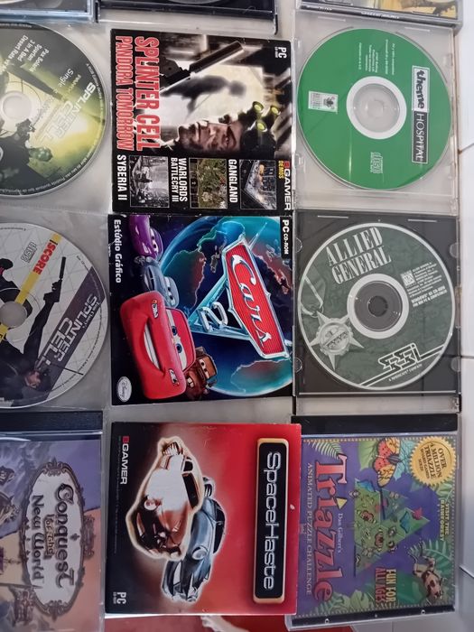 Conjunto de 33 Jogos Pc/Cds Rom Diversos
