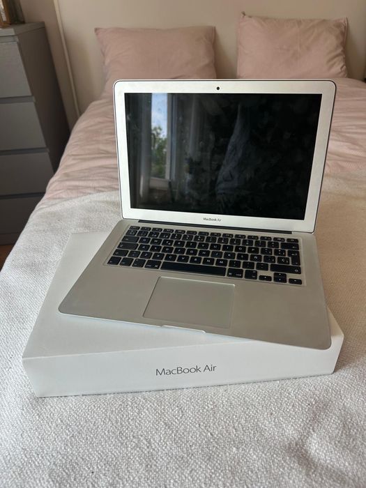 MacBook Air 13”