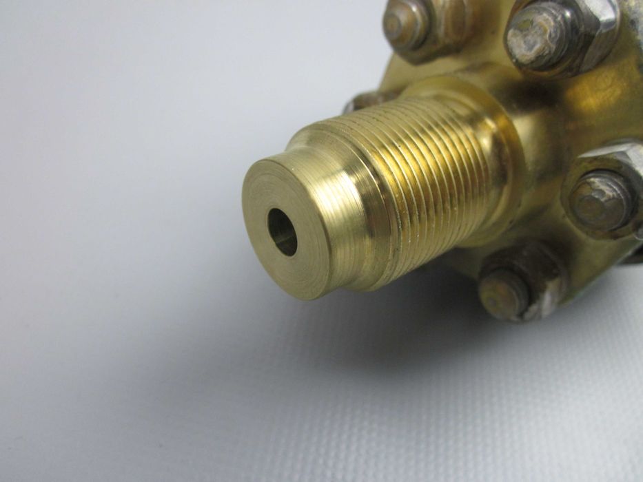 524-03.189 Клапан запобіжний штуцерний сигнальний Новий арматура