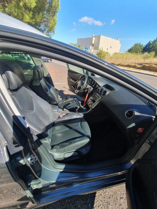Peugeot  308 SW 1.6 Hdi  7 lugares