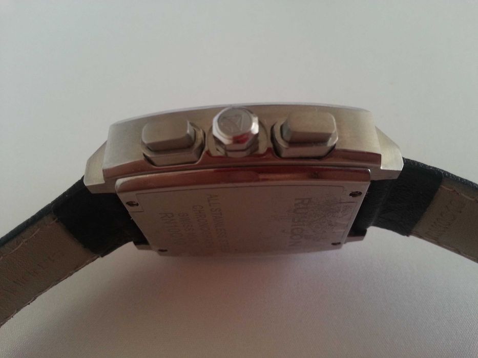 Zegarek Rubicon Chronograph z datownikiem.