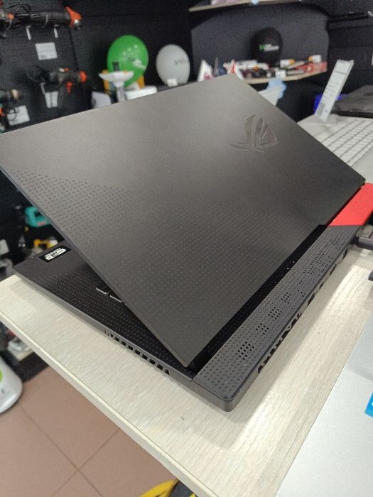 Ноутбук Asus Rog Strix G513
