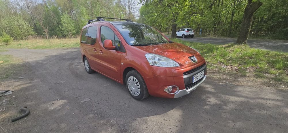Peugeot Partner  2010r  1.6 benzyna  + Gaz