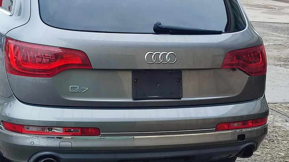 Розборка Q7 Audi запчастини2012р.вN фарби 9Q/M7W