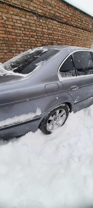 BMW e39 2,8 бензин