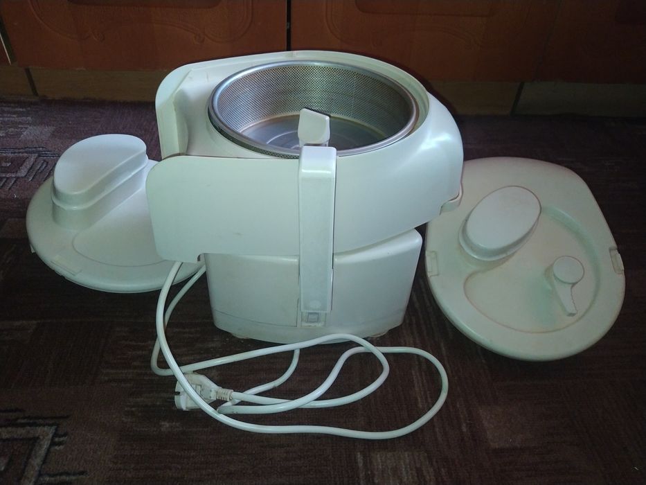 Продам потужний соковитискач"Садова"(Білорусія)