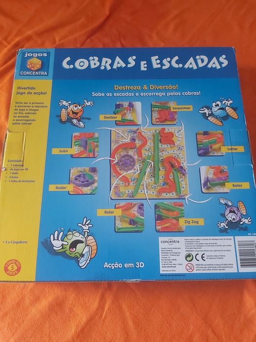 Cobras e escadas jogo tabuleiro