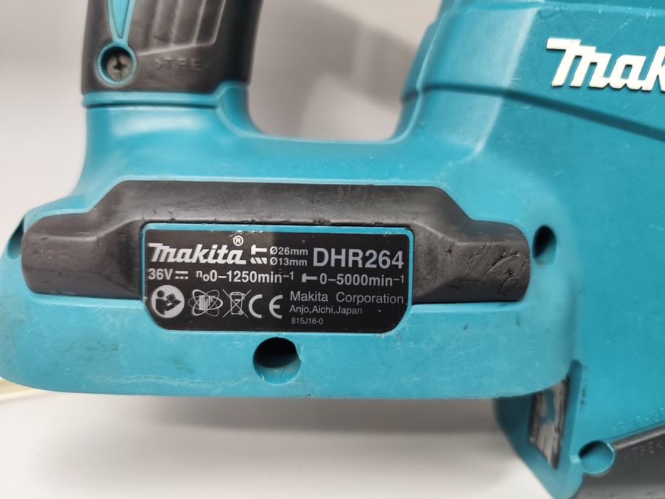 Makita DHR 264 потужний акумуляторний перфоратор Макіта оригінал