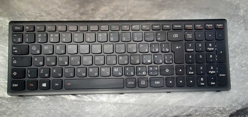 Клавіатура для ноутбука Lenovo. Нова