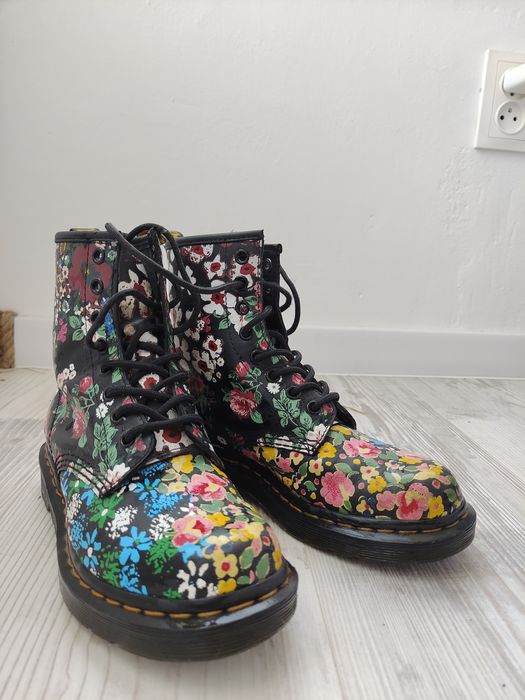 Dr. Martens, квіткові в чудовому стані, оригінал
