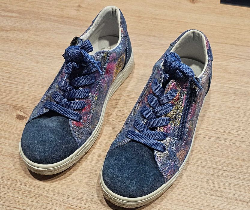 Dziecięce buty PRIMIGI - rozmiar 30