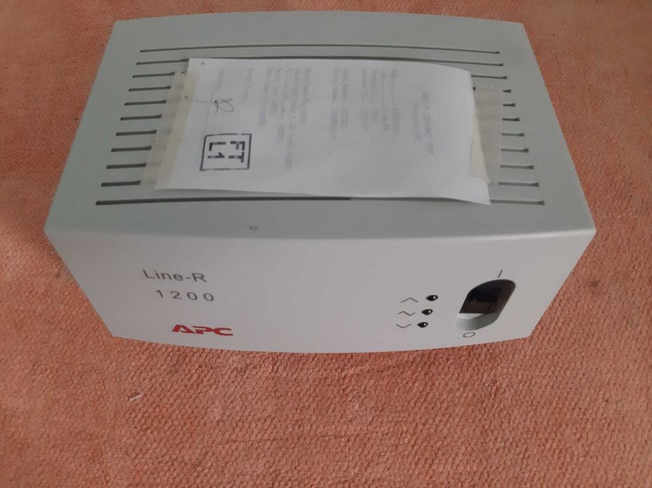 Estabilizador de tensão electrónico 1200W