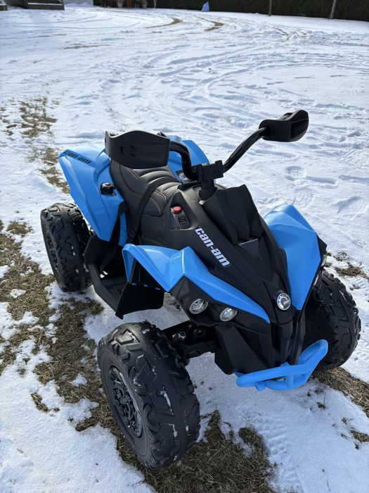Quad na akumulator elektryczny pojazd autko