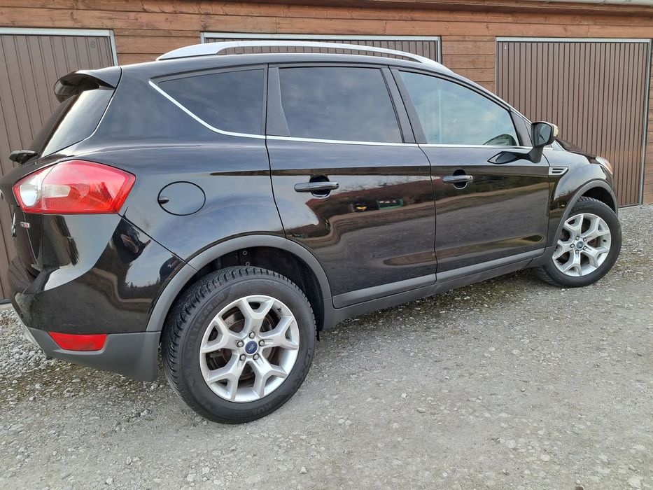 Ford Kuga 2.0 TDCI Manualna skrzynia biegów. NAVI + TV + DVD + Kamera cofania