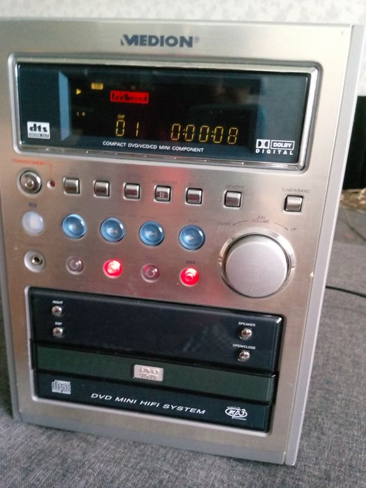 Музыкальный центр MEDION 120W GERMANY    Без  акустики
