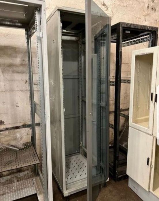 Шкаф для серверов оригинал