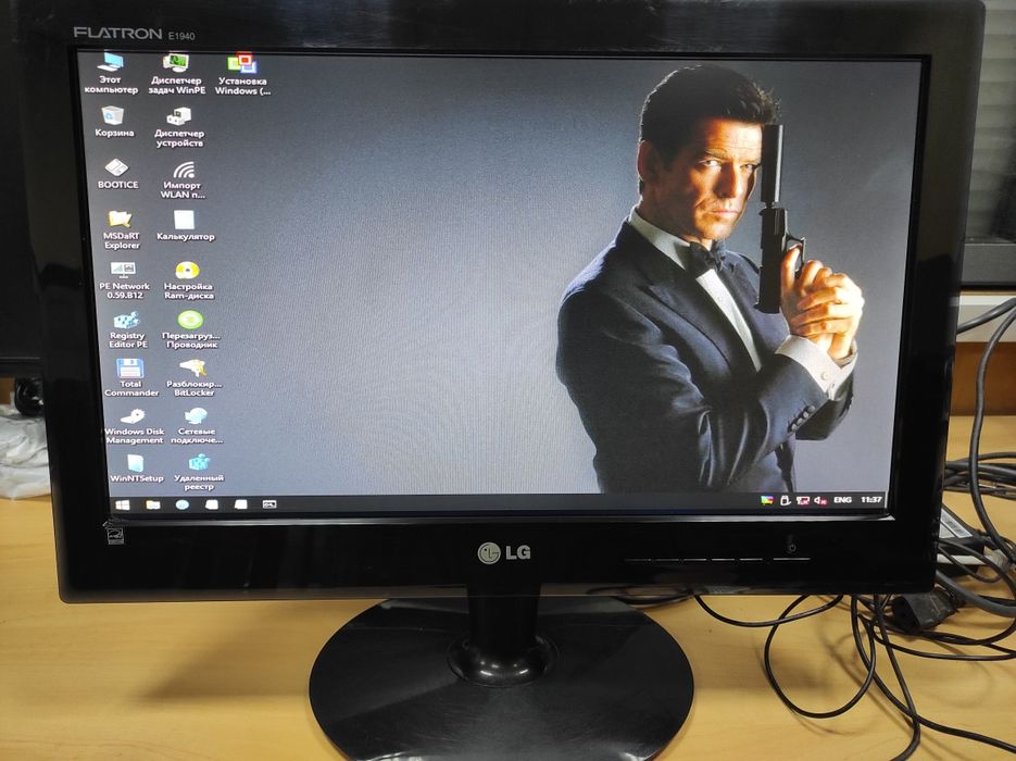 Монитор 18.5'' LG Electronics Flatron E1940S (E1940S-PN)