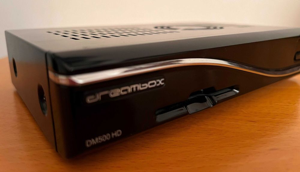 Dekoder satelitarny Dreambox DM 500 HD v2  linux