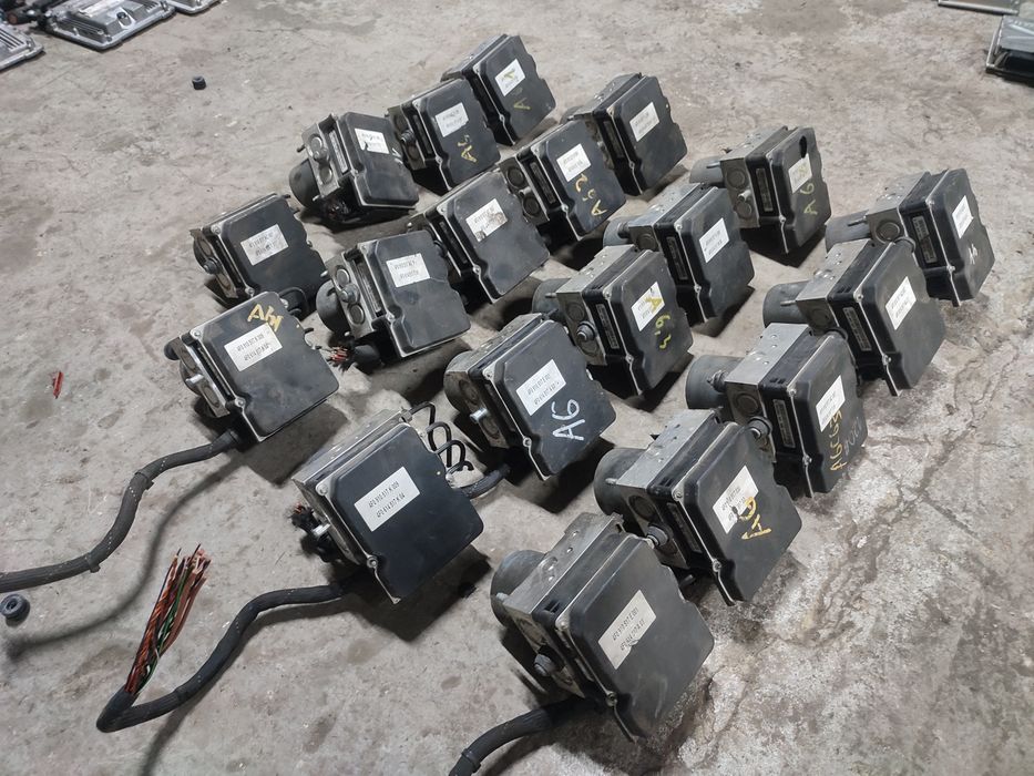 Блок АБС Ауді А6 С6 4F0910517 K AD E  4F0614517 AA A K блок ABS Audi A6 C6 ESP Блоки абс Ауді