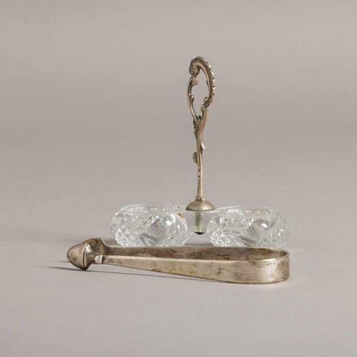 Seis Colheres de Café e Concha de Açúcar em Prata