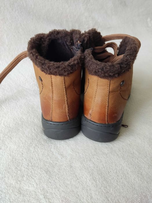 Nowe skórzane botki w kolorze brązowym rozmiar 38