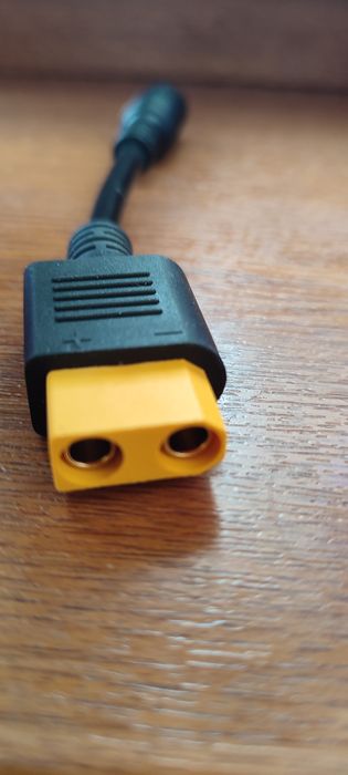 Кабель Bluetti XT90-DC7909 для AC200P/AC200Max

AC200P/AC200Max