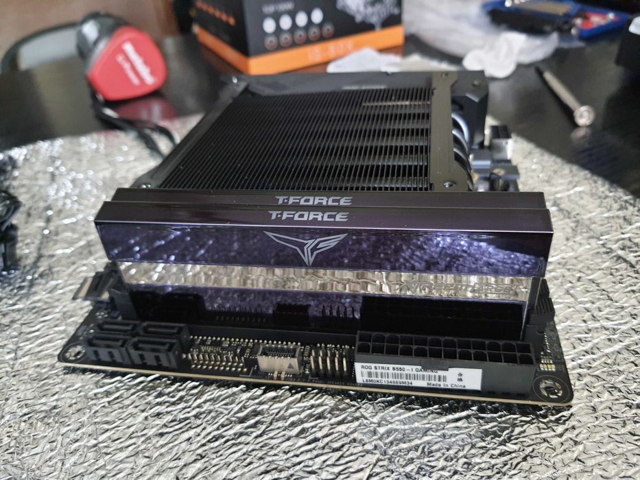 Новый мощный ПК ITX компьютер Ryzen 4350g в суперкорпусе In Win B1