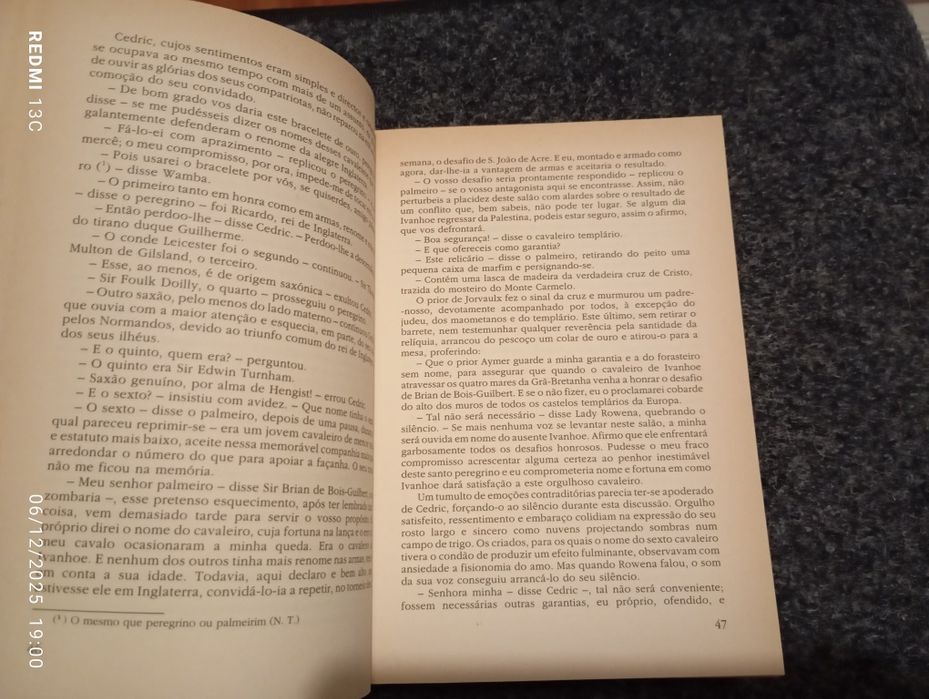 Livro antigo 'Ivanhoe"