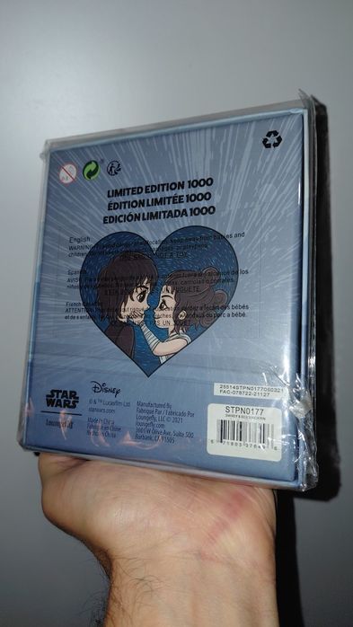 Star Wars Loungefly Kylo Ren Vs Rey Limited Edition (1000 pcs Worldwide)