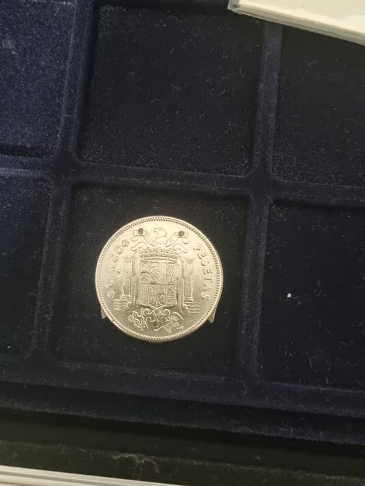 Moeda que é uma navalha