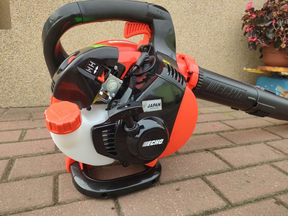 odkurzacz /dmuchawa spalinowa  Echo ES-255 ES  1,1 KM
