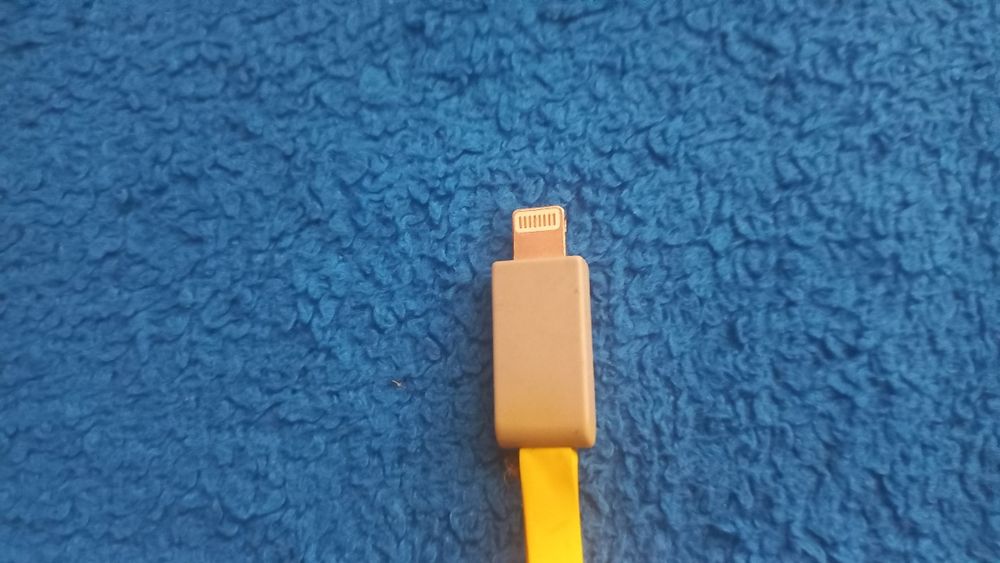 Kabel lightning do telefonów iphone marki flying tiger
