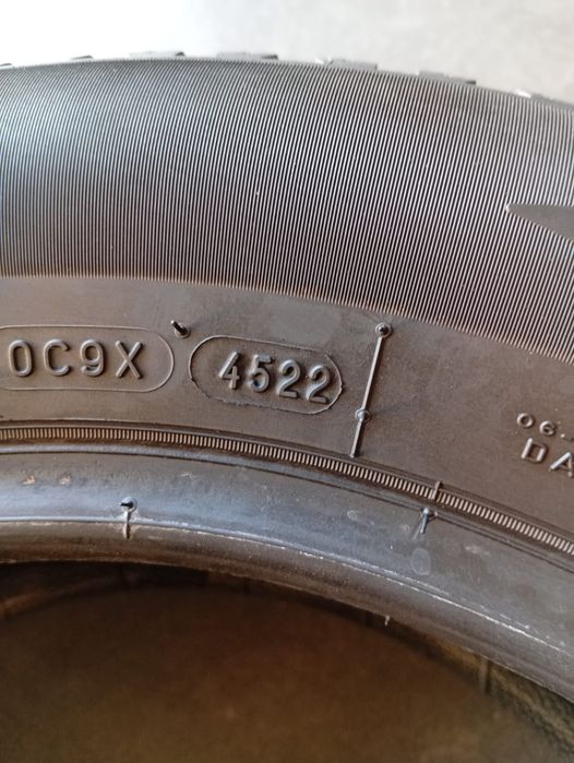 R15 195 65 шини зимові BFGodrich в доброму стані 7000 комплект виробник Польша
