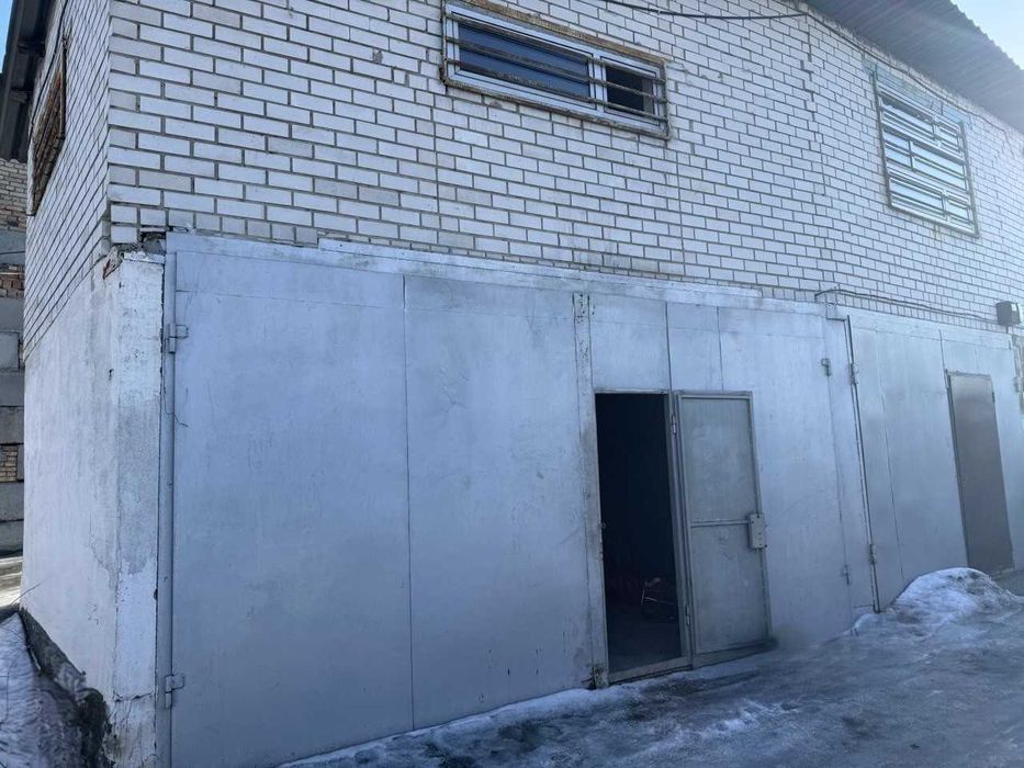 Оренда гараж склад Солом'янський Севастопольська площа Караваєві дачі Вокзал