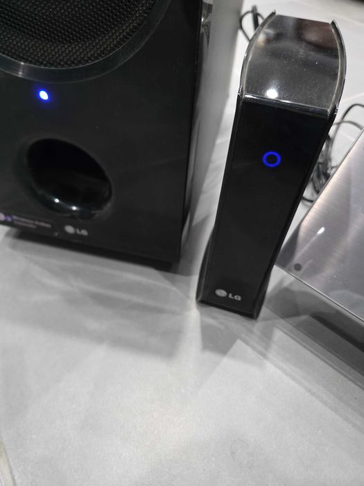 Home Cinema 5.1 LG HX976TZW Blu-ray 3D (Liga, mas porta não abre)