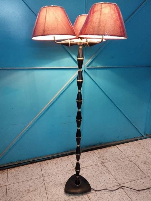 Candeeiro vintage. 3 lâmpadas.