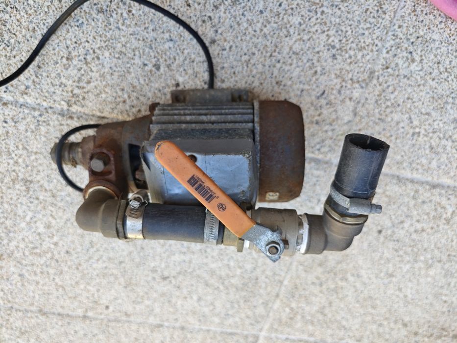 Bomba de Água Elétrica de Superfície 1" (com acessórios e torneira)