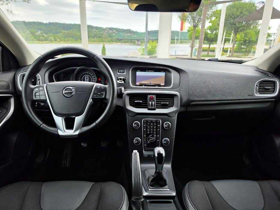 Volvo V40 Benzyna/Mały Przebieg