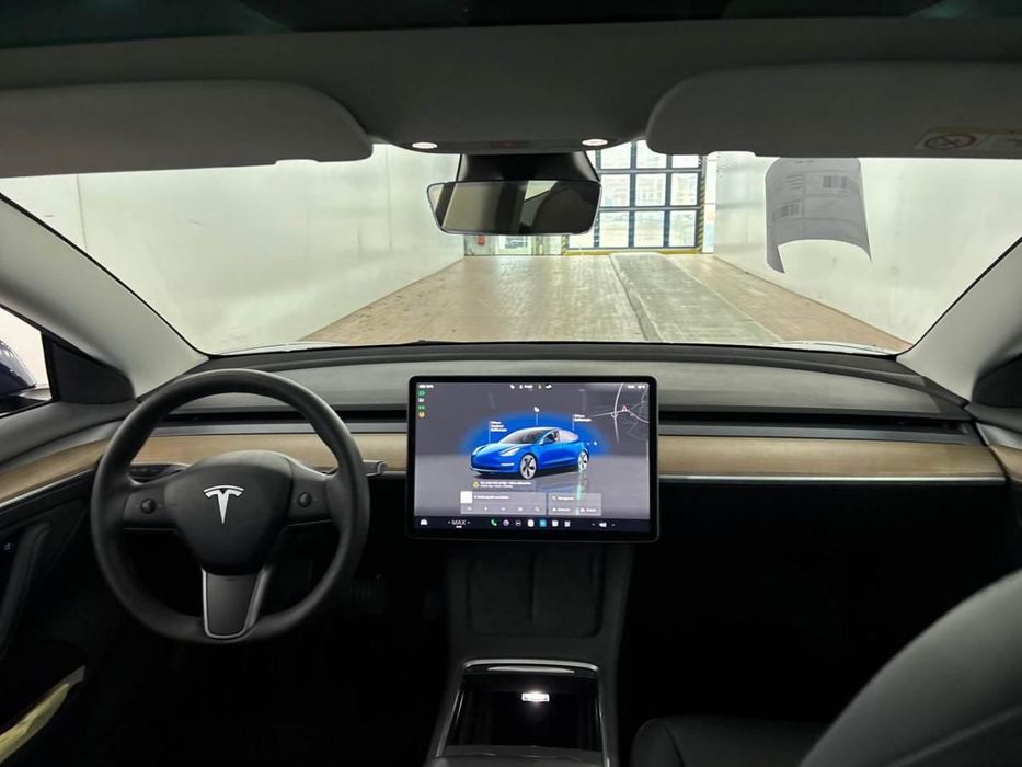 Tesla Model 3 Standard RWD Plus