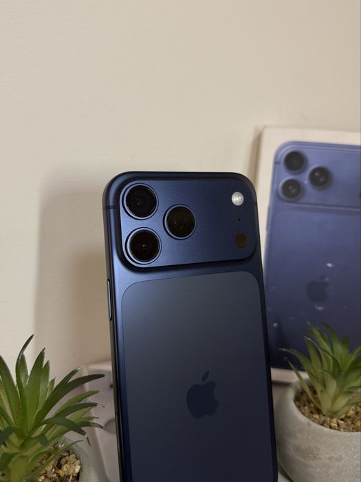 iPhone 17 Pro Max 512 GB Deep Blue/ Neverlock/ 100% АКБ/ Айфон 17 Про Макс 512 ГБ