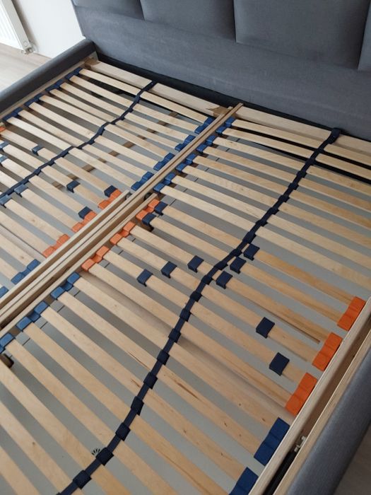 Łóżko TAPICEROWANE z węzgłowiem,SKRZYNIA na pościel 180 cm