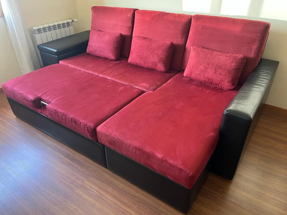 Sofá como novo preto e vermelho