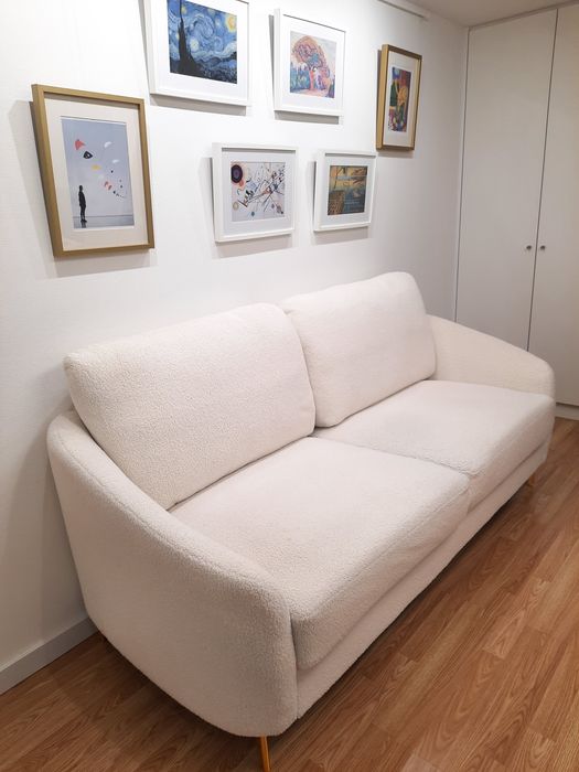 Sofá branco 3 lugares como novo – com fatura (dez. 2025)