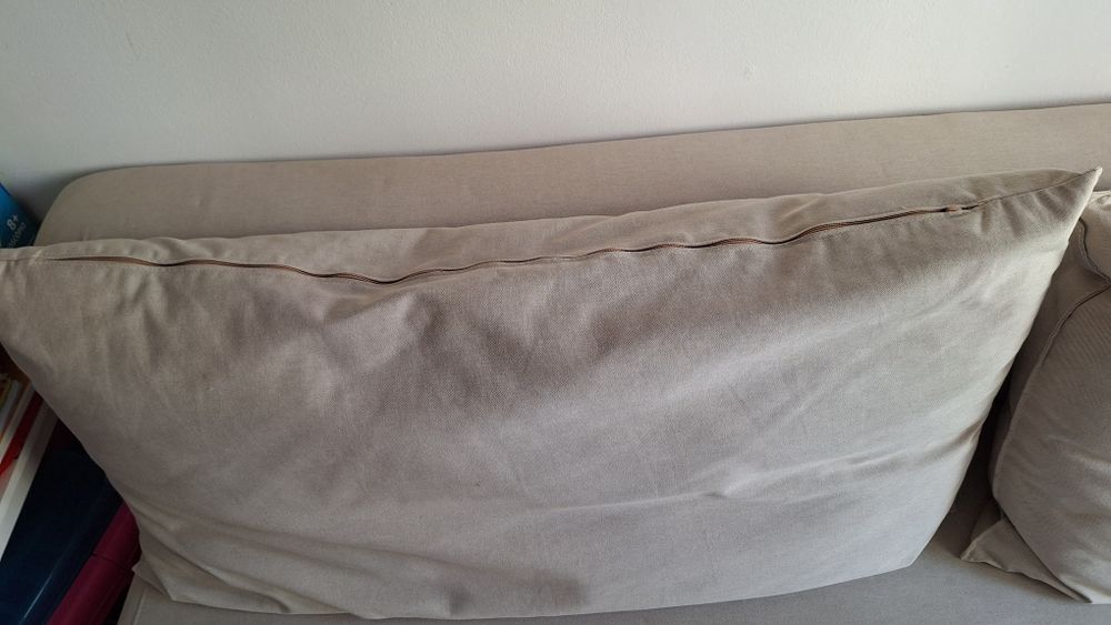 Sofá cama 3 lugares, com arrumação