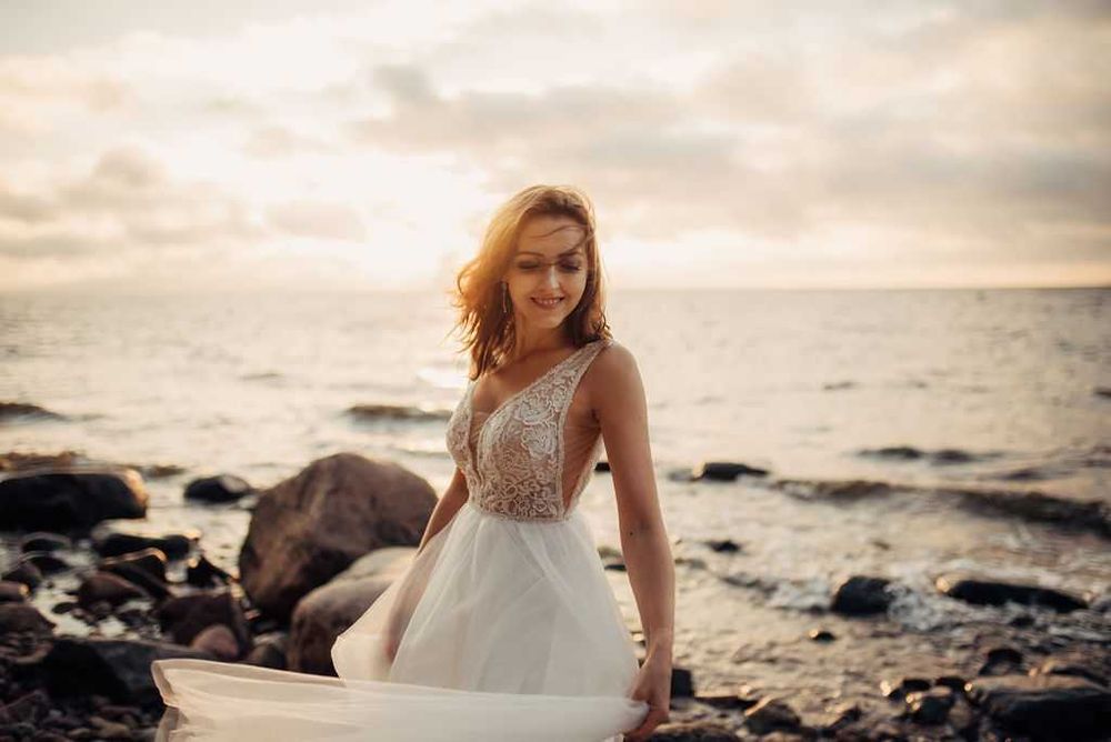 Piękna suknia ślubna ponadczasowy fason, litera A