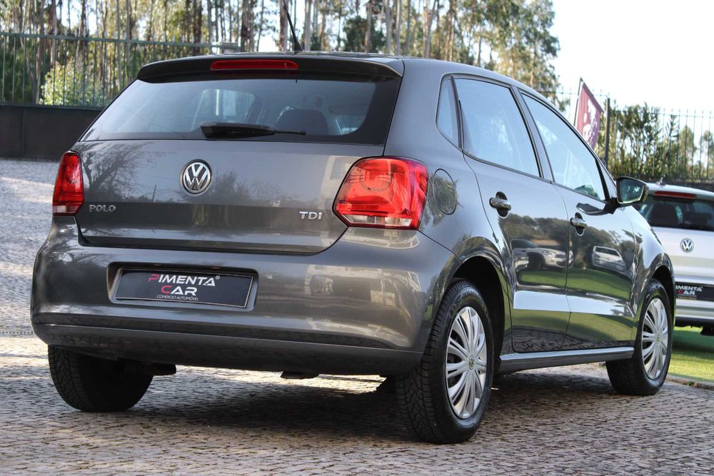 Volkswagen Polo 1.2 TDI Confortline (99€/Mês)