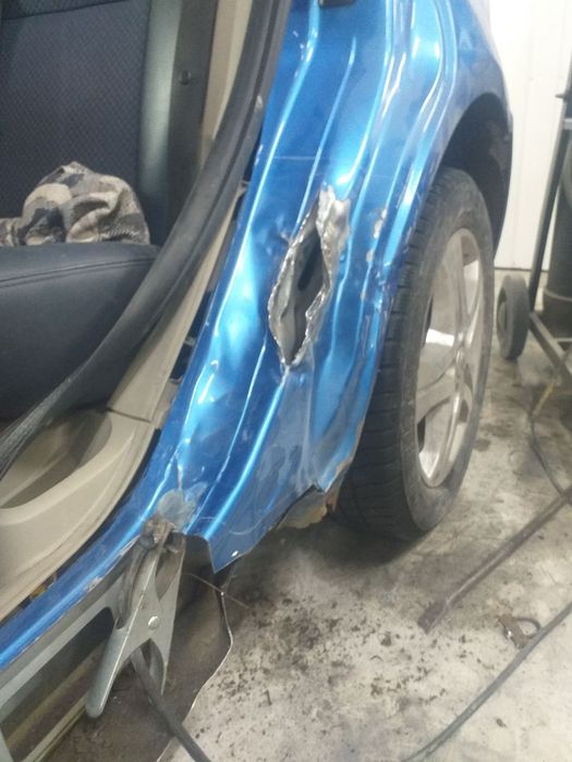 Вирівнювання вмятин без покраски пдр.  Рихтовка під покраску.