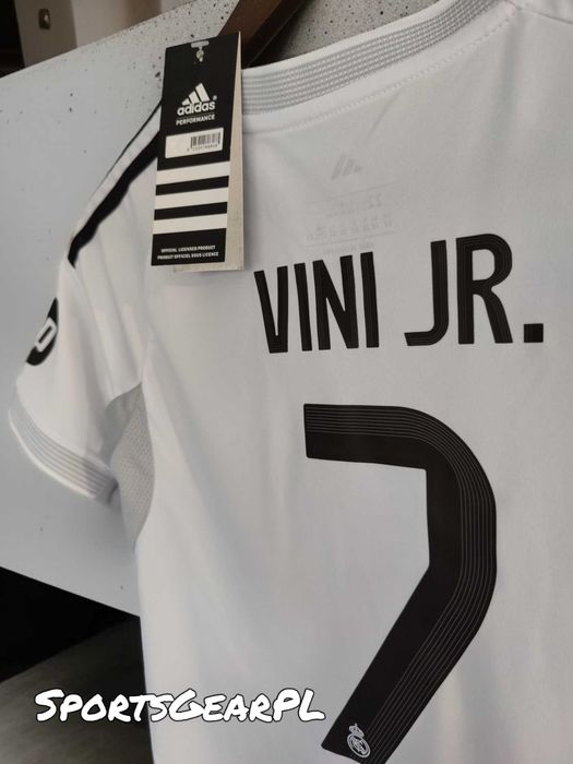 25/26 Vini JR #7 Real Madryt Komplet Domowy 125-135 cm